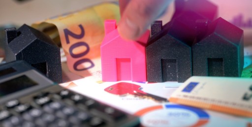 Finance & Insurance